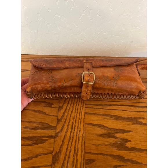 Murillo Tooled Leather handmade clutch - Picture 4 of 7